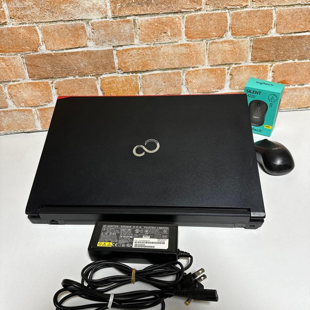 美品富士通ノート PC Corei5 SSD256GB Win11 オフィス付き