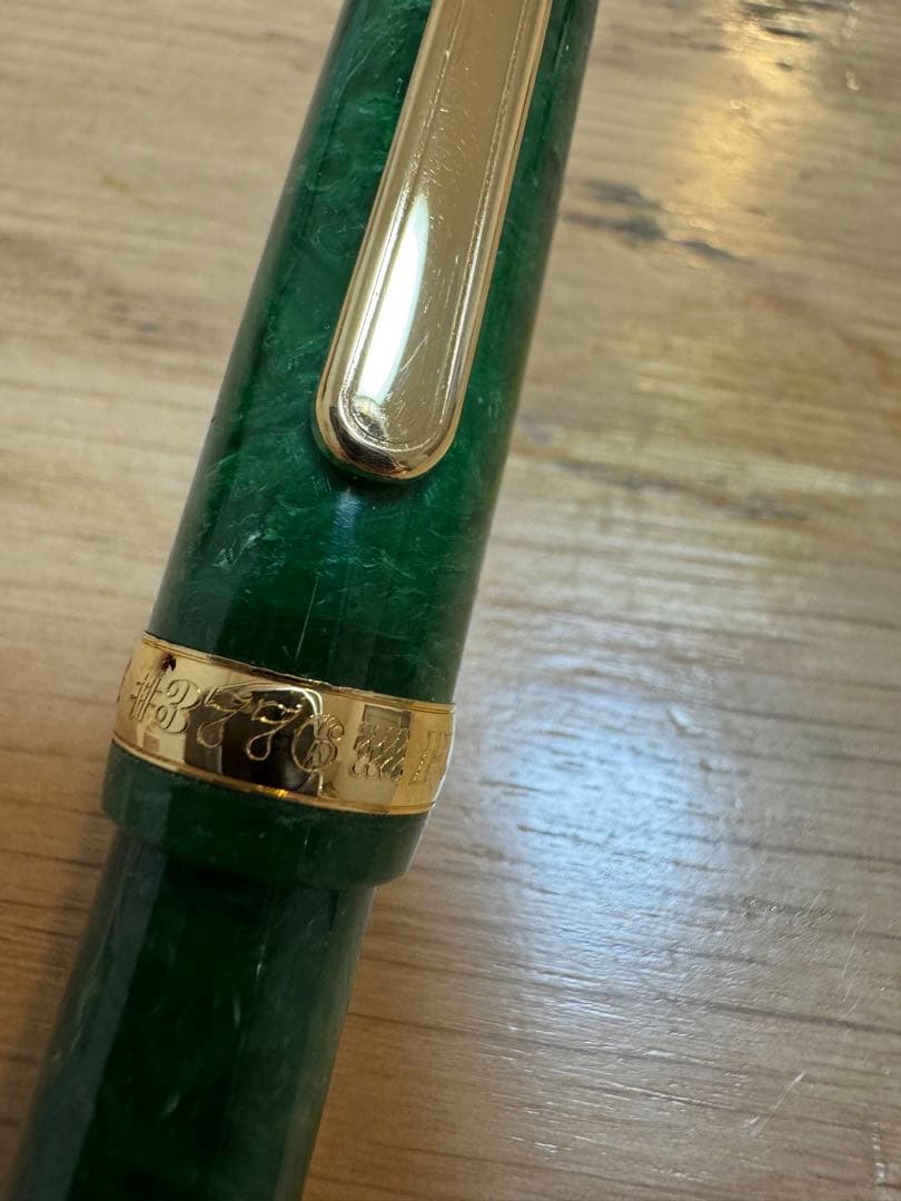 未使用 PLATINUM 万年筆 3776 18K セルロイド エメラルド