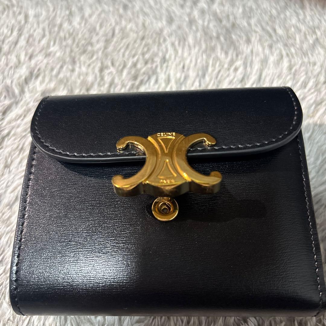 Celine ブラックレザー 二つ折り財布
