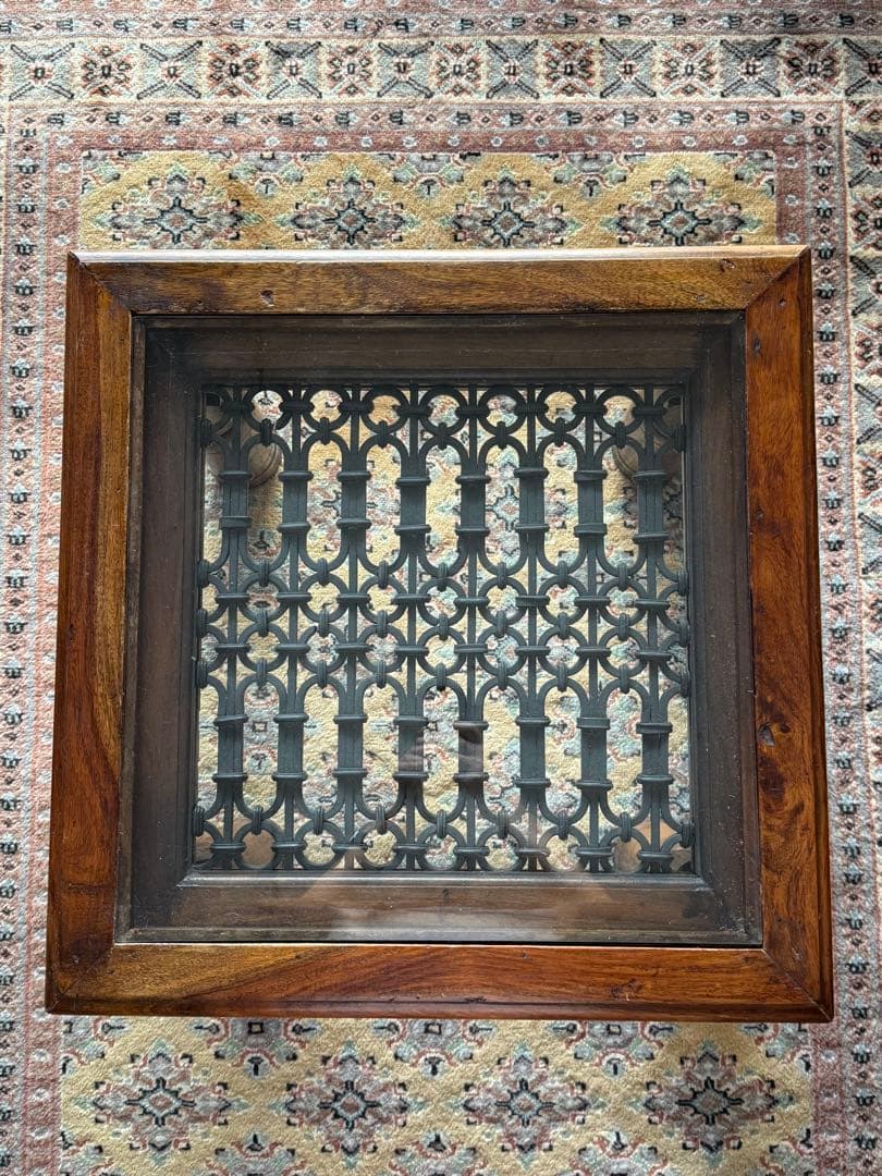 インド製木製ガラストップテーブル