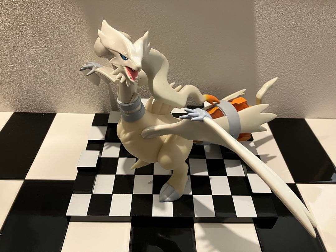 ポケモン ゼクロム レシラム フィギュアセット　わくわくゲットくじ2011