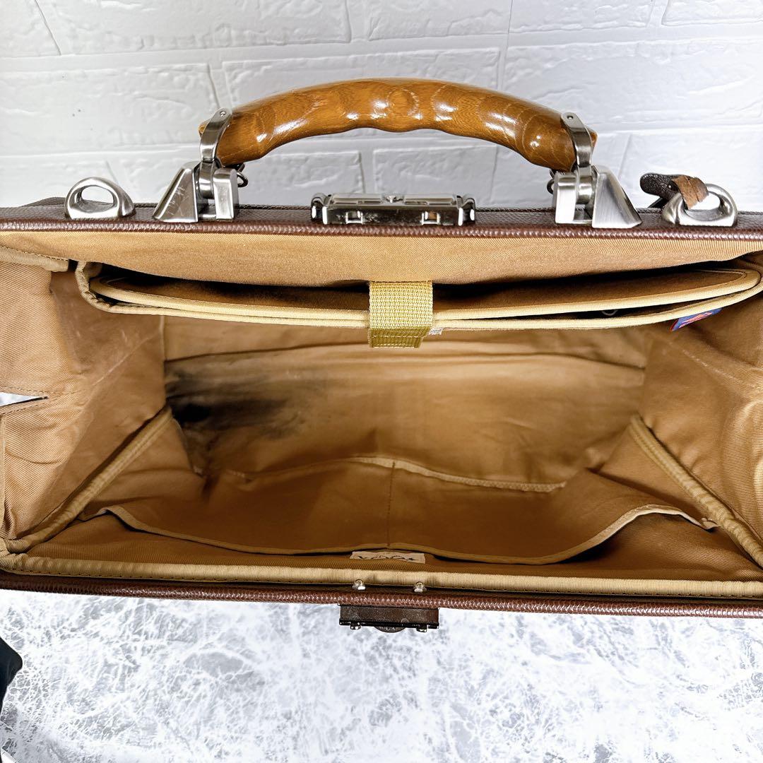 外観極美品【豊岡鞄/YOUTA】本革 LIZARD 3WAY 横ダレスL