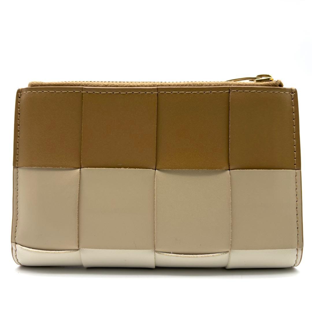 未使用級・日本限定色 ボッテガヴェネタ 二つ折り財布 カセット マキシイントレ