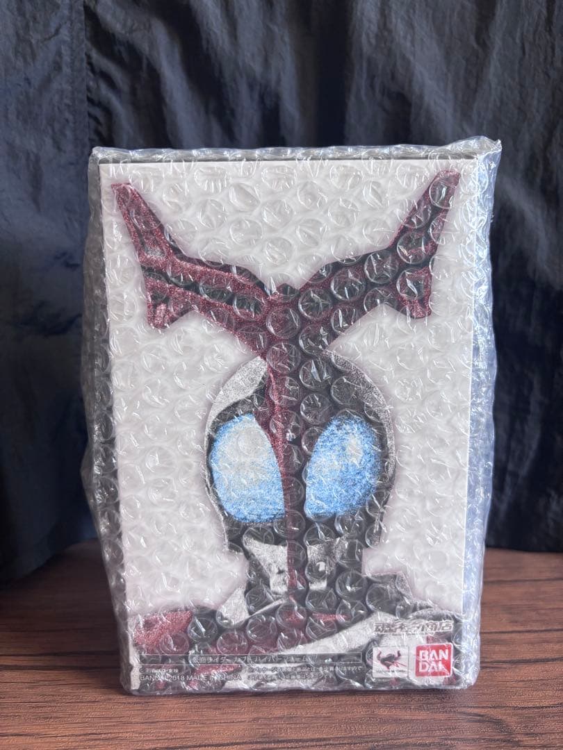 フィギュアーツ 真骨彫製法 仮面ライダーカブト ハイパーフォーム