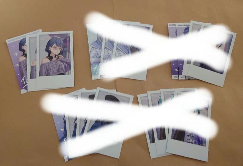 ピンズ・ピンバッジ・缶バッジ Nana