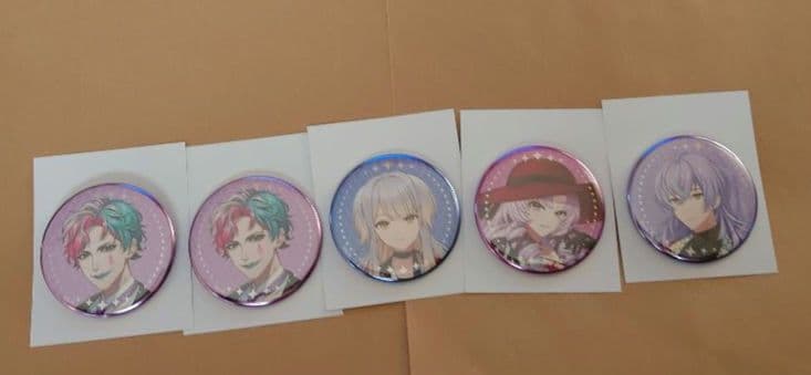 ピンズ・ピンバッジ・缶バッジ Nana