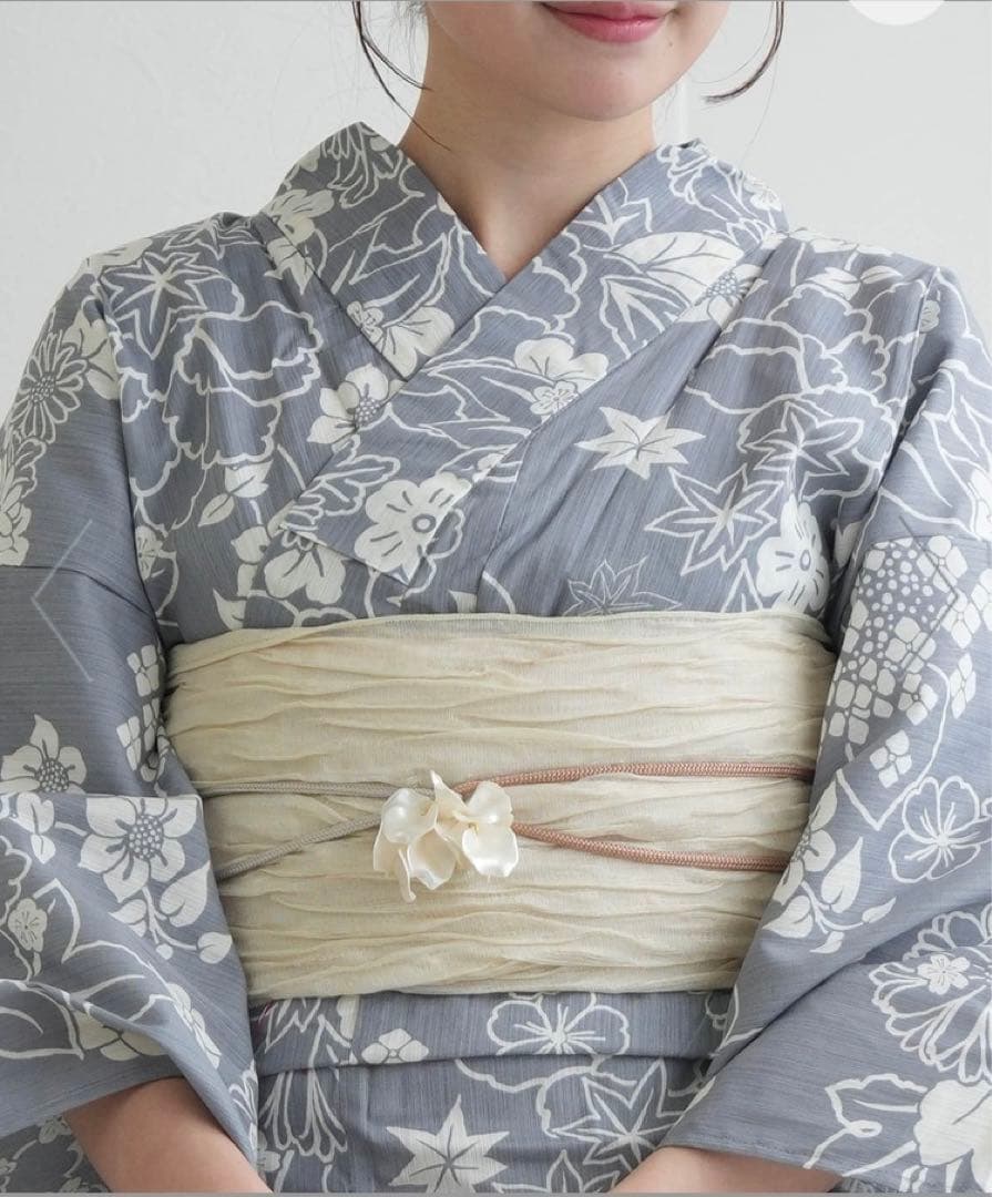 【新品】utatane 高級変わり織 浴衣3点セット 上品グレーの古典花