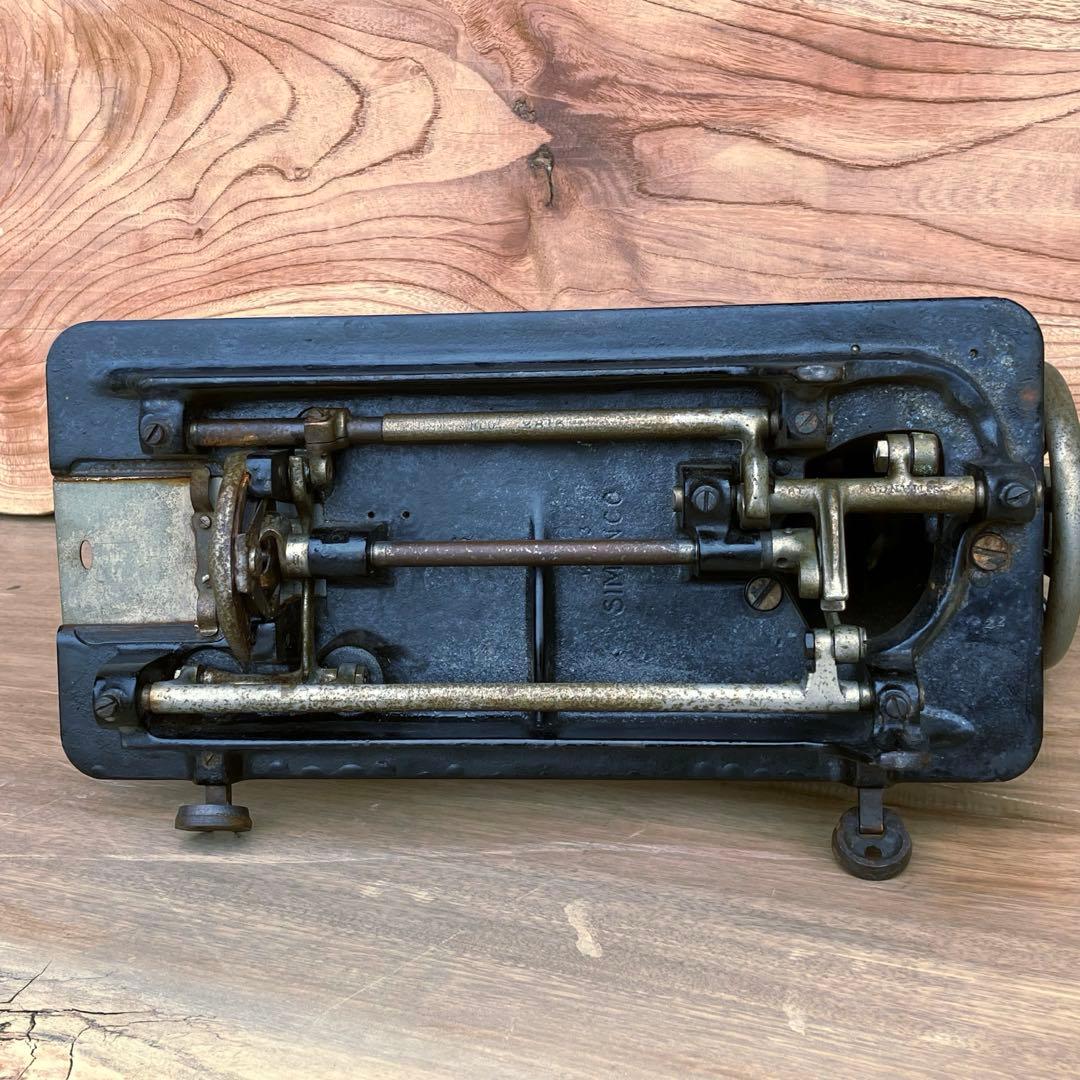 昭和レトロ シンガーミシン(ヴィンテージ)レトロなインテリアとしてお勧めします