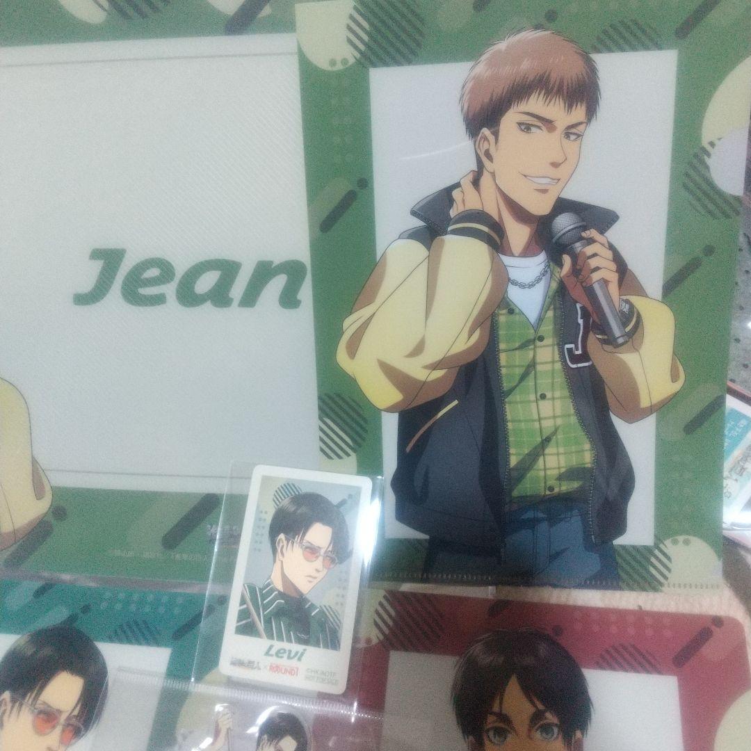 進撃の巨人 ラウンドワン 特典 クリアファイル ラバーマット ジャン リヴァイ