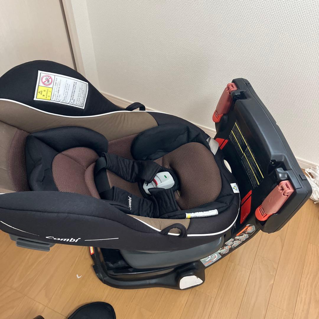 コンビ　Combi チャイルドシート　ゼウスターンユーロ