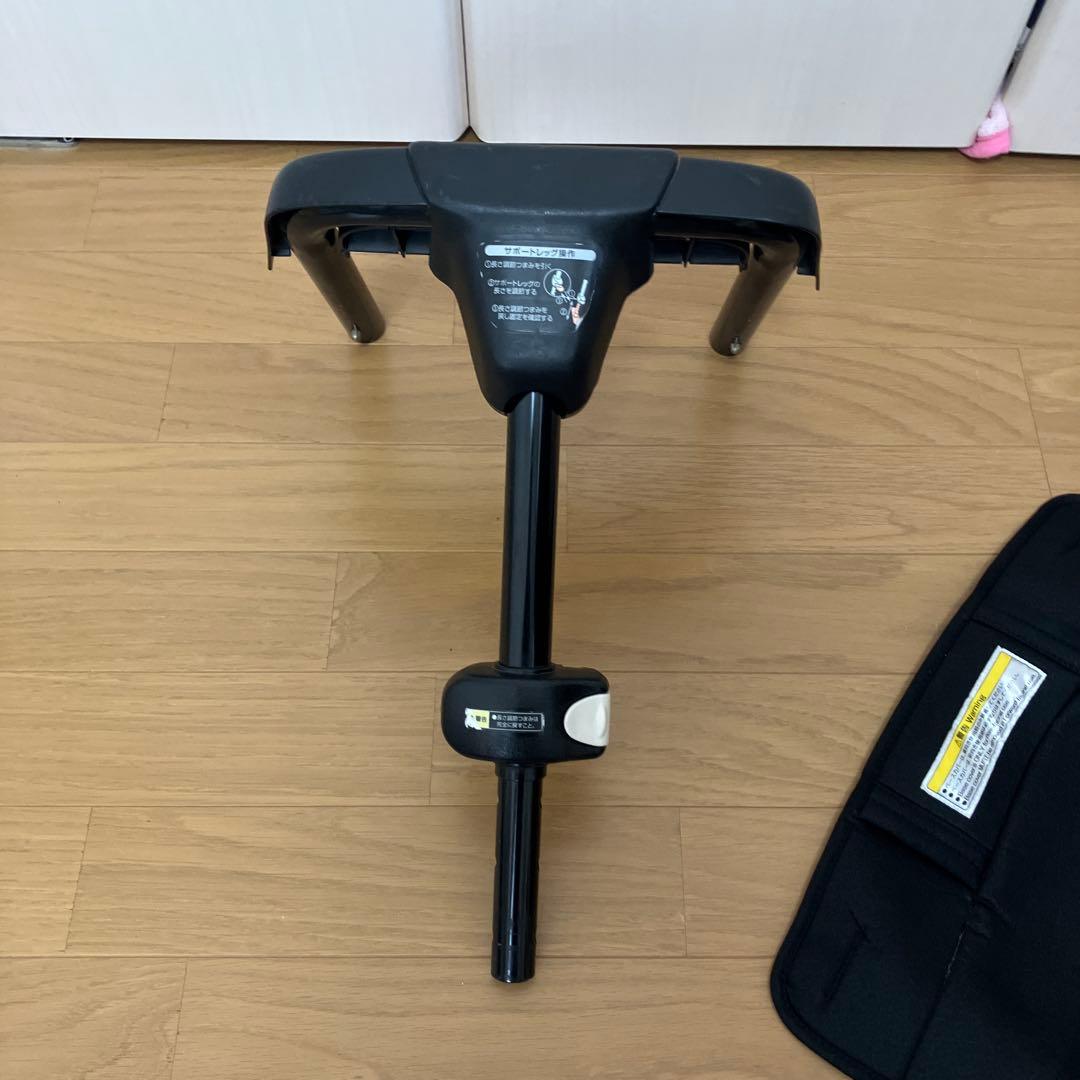 コンビ　Combi チャイルドシート　ゼウスターンユーロ