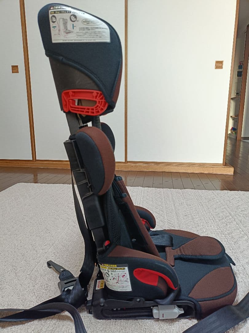 日本育児 トラベルベスト EC Fix ISOFIX ジュニアシート
