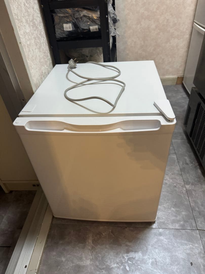 【美品】MAXZEN 小型冷凍庫