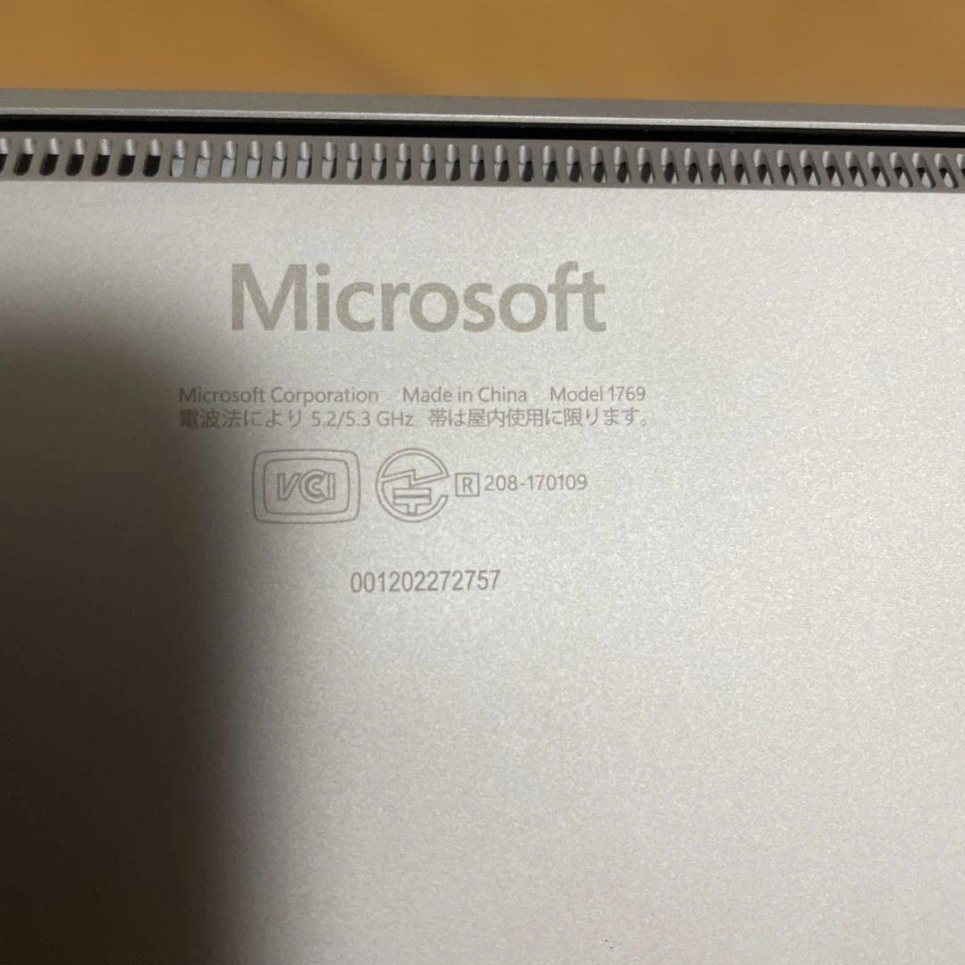 O*n様 surface laptop（ジャンク）