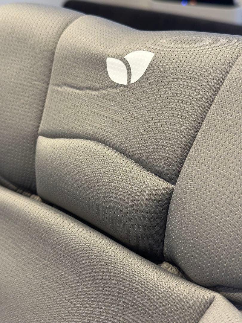 joie　チャイルドシート アーク360度回転式 ISOFIX グレー 新生児