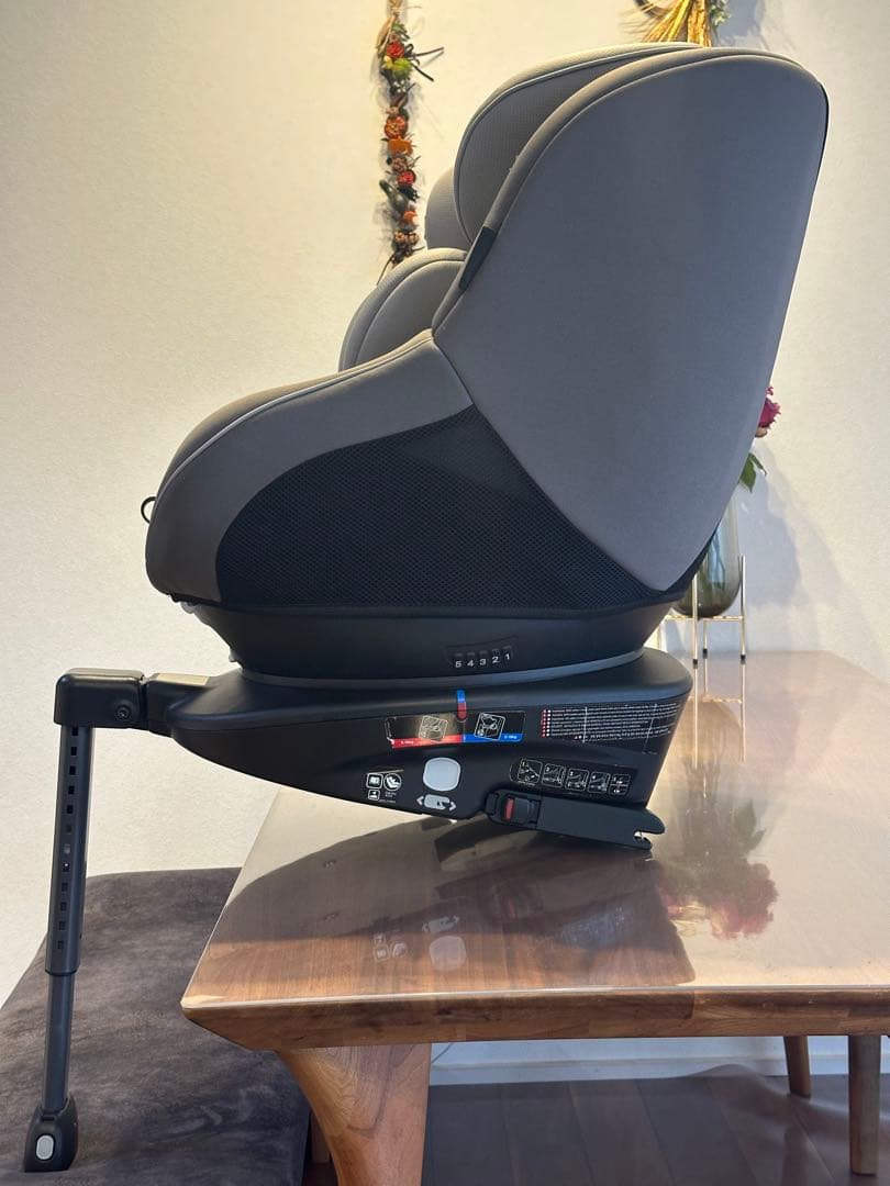joie　チャイルドシート アーク360度回転式 ISOFIX グレー 新生児
