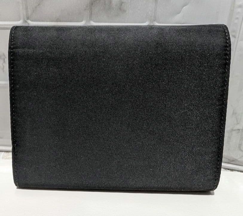 PRADA　三つ折財布★