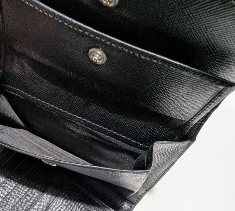 PRADA　三つ折財布★