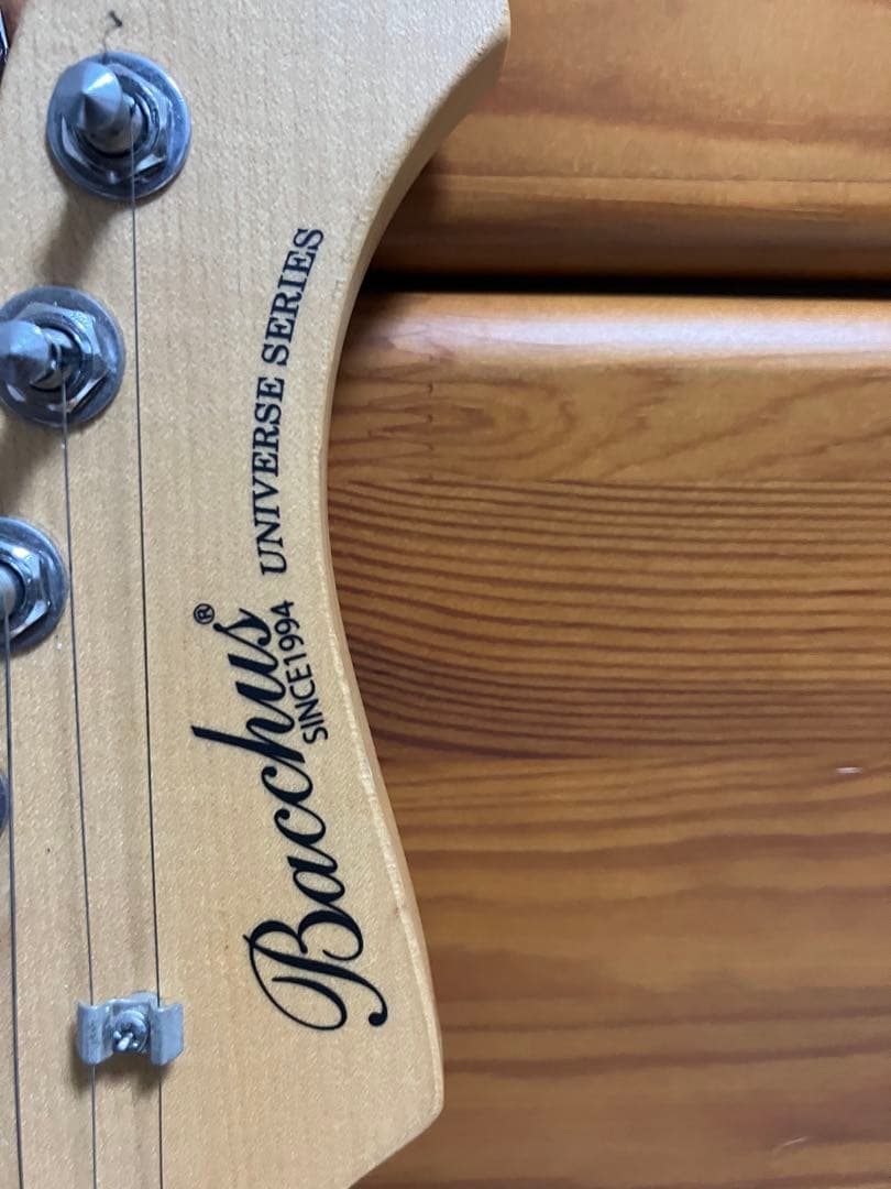 ストラトキャスター  Bacchus 美品