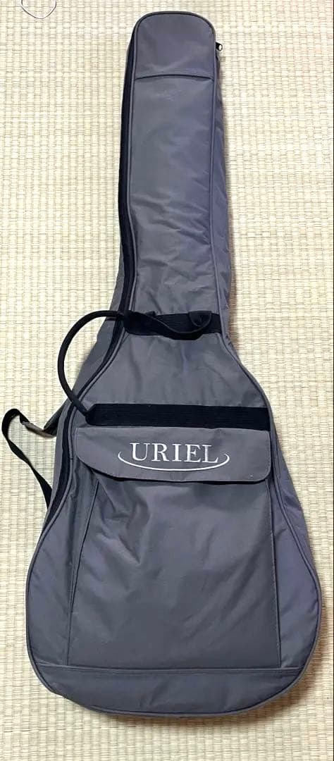 アコースティックベース　URIEL