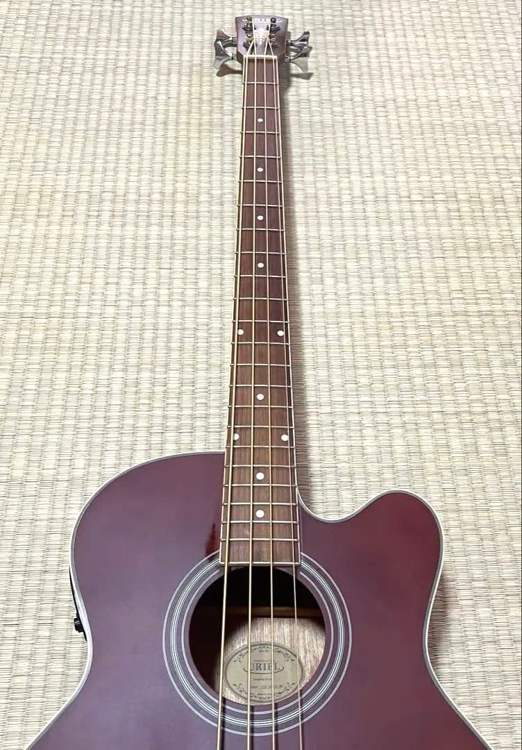 アコースティックベース　URIEL
