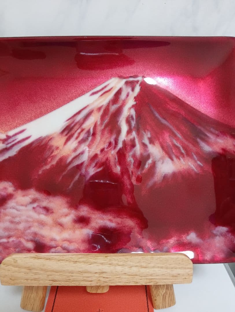 赤富士七宝焼金属製皿昭和後期松坂屋貴金属売場購入横幅２３、４Ｘ縦１７、６センチ品