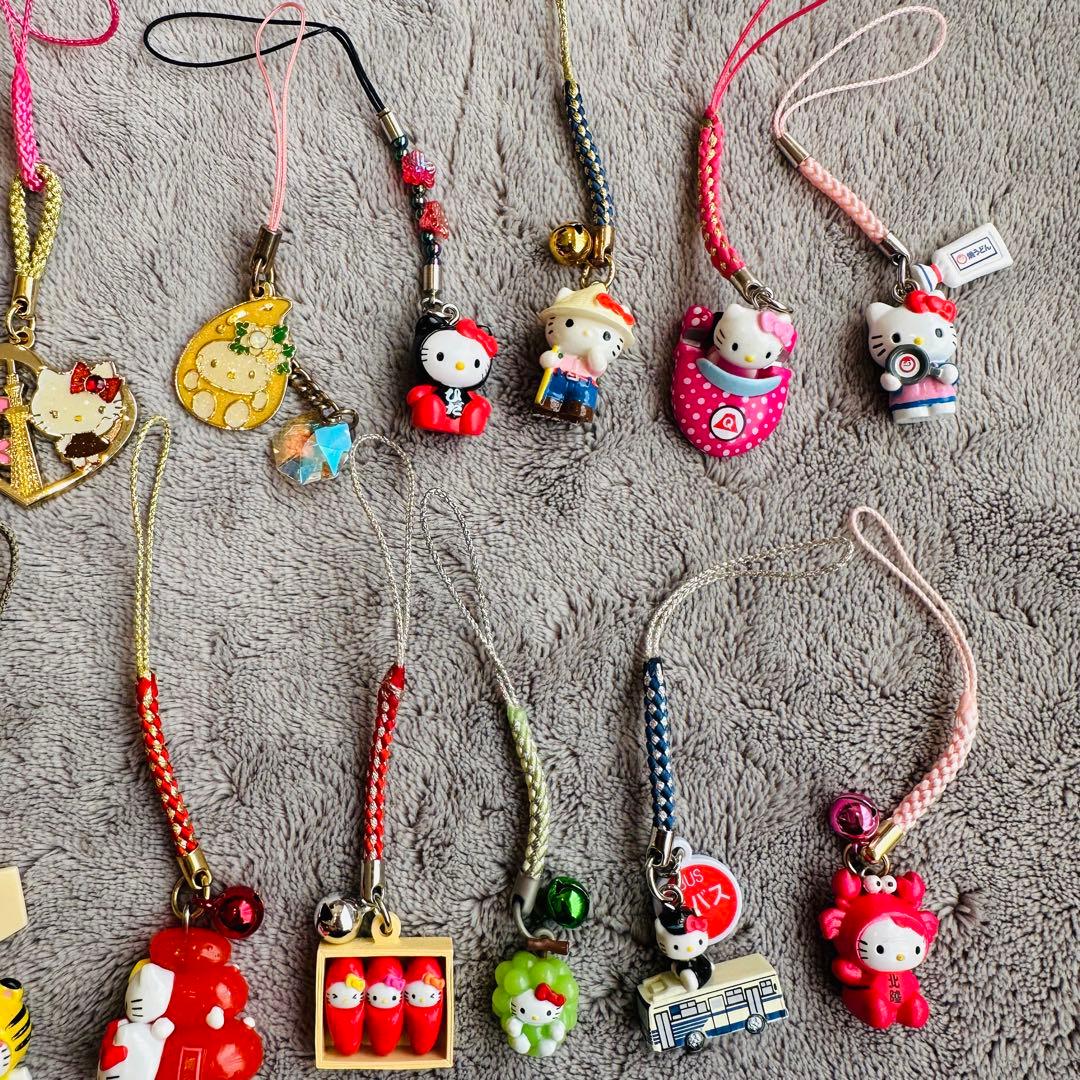 ご当地キティ　根付けストラップ　キーホルダー　マスコット　まとめ売り　26点