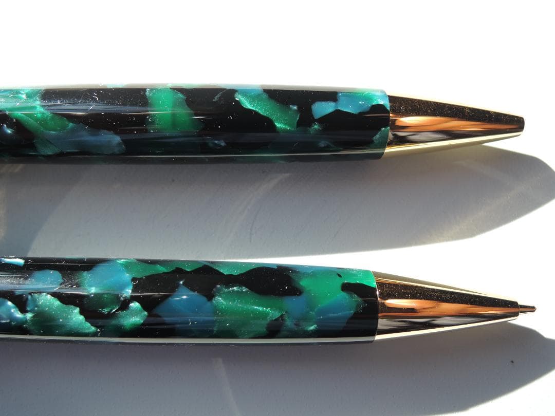 PILOT カスタム LE ボールペン&シャーペン 2本 (本体緑色モザイク)