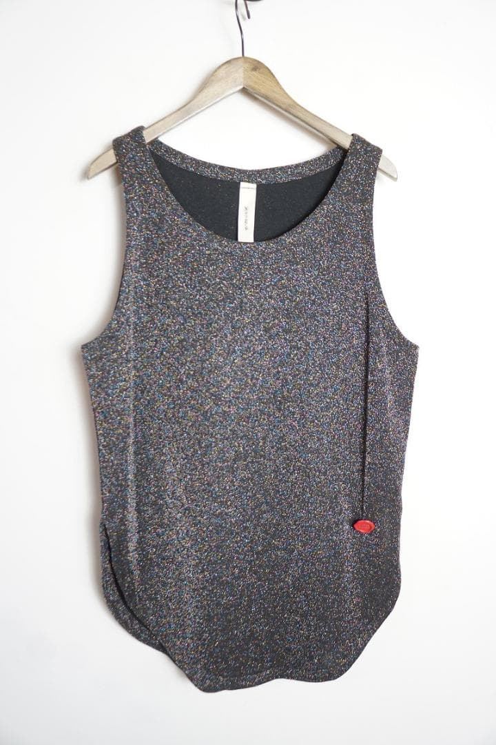美品 24SS SHINYAKOZUKA タンクトップ ラメ 802P▲
