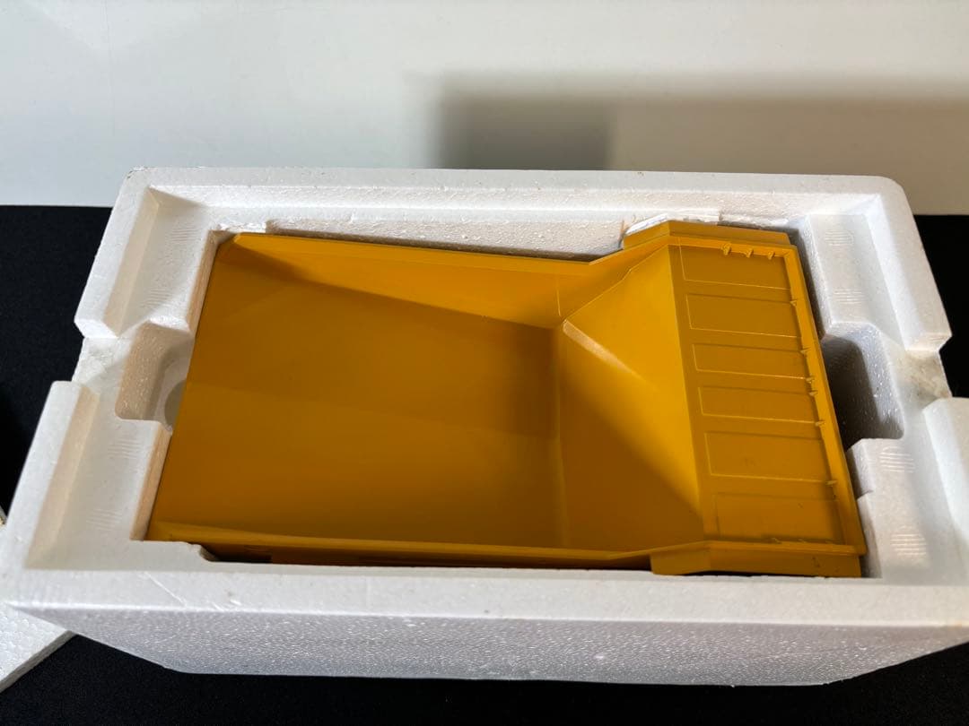 コマツHD785-5 & CAT 992C ホイールローダー