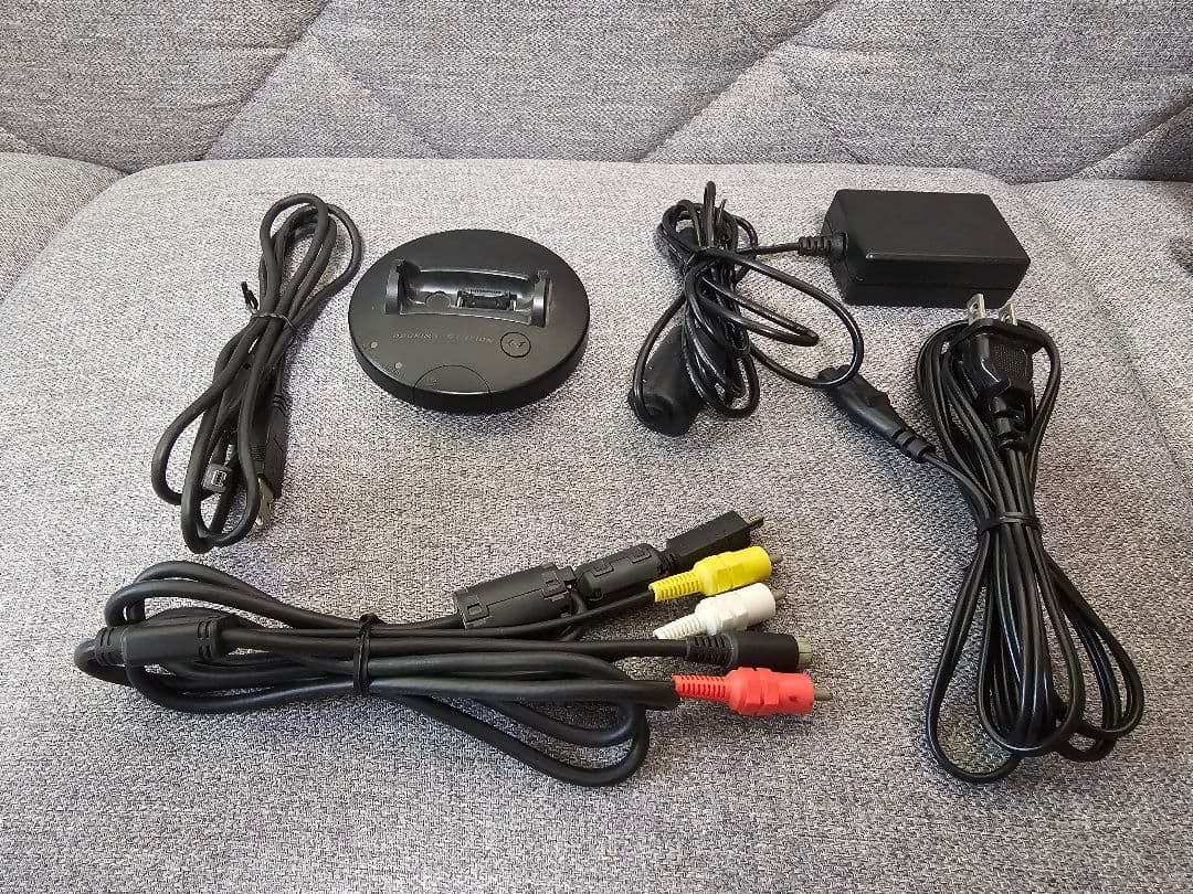 【美品】SANYO サンヨー Xacti DMX-C6型 ビンテージシルバー