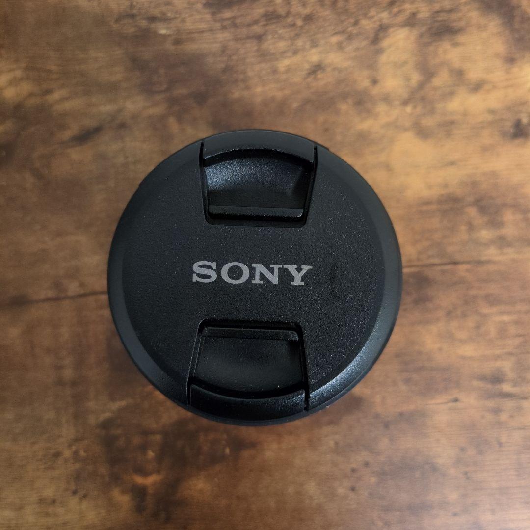 SONY E 10-18mm F4 OSS レンズ