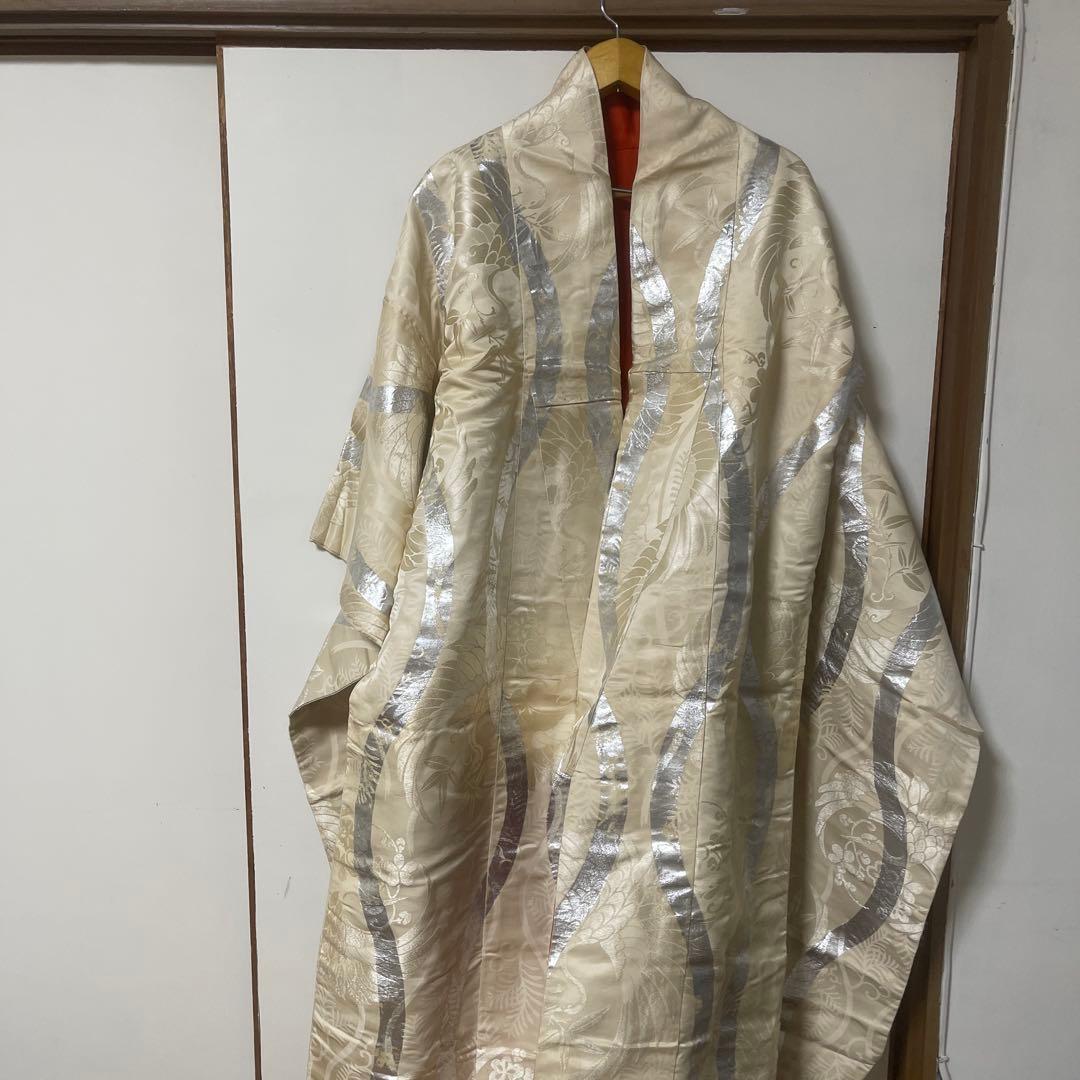 白綸子振袖と帯