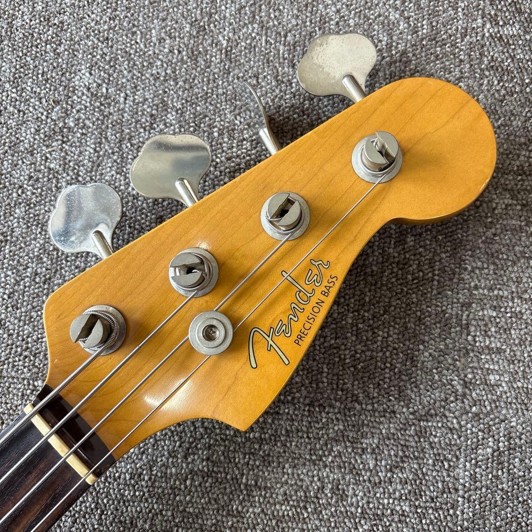 フェンダー　ジャパン　プレシジョンベース　Jシリアル