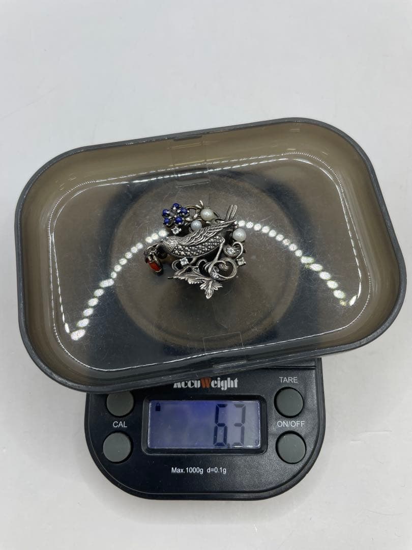 ウィリアム・モリス いちご泥棒 ブローチ　ペンダントヘッド　碌山　チャーム