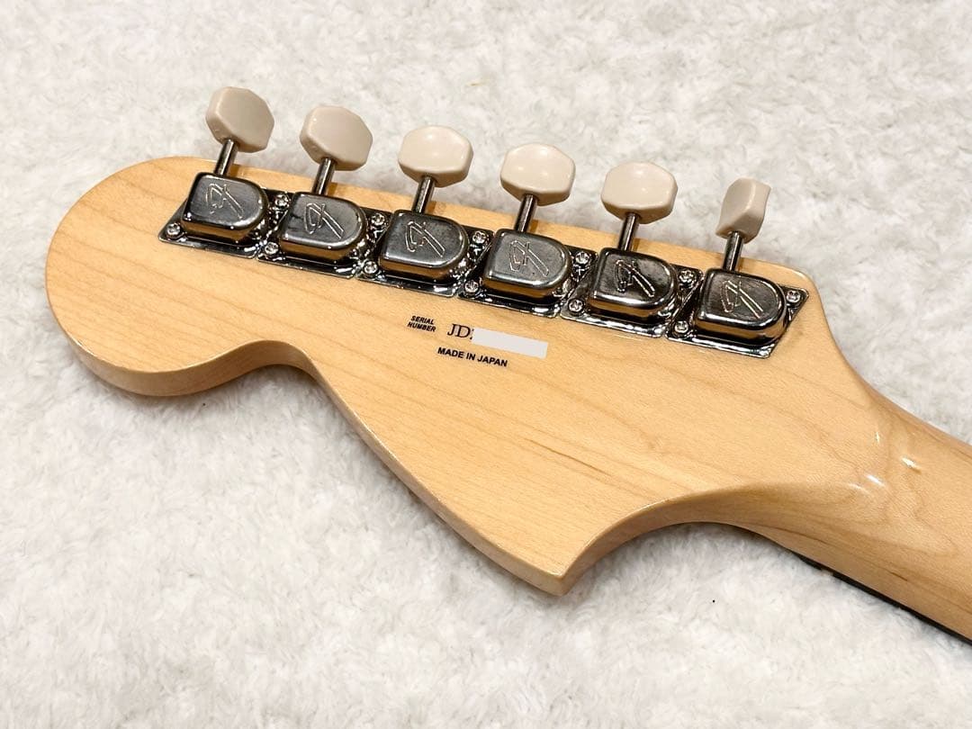 Fender FSR Traditional 70s Mustang 限定モデル
