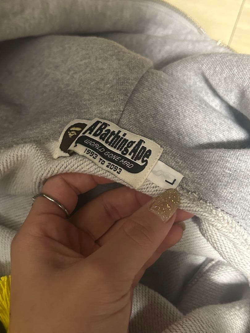 早い者勝ち!! 最大値下げ激レア A Bathing Ape グレー パーカー