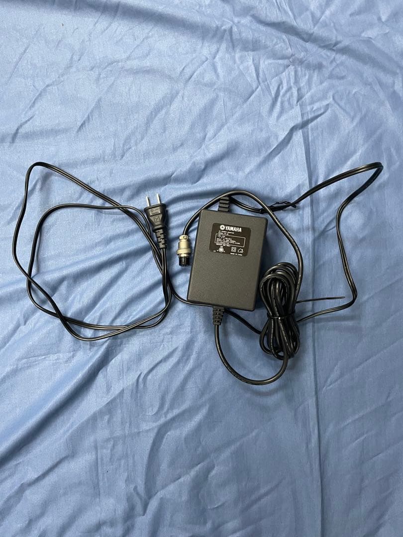 Yamaha MG16/4 アナログミキサー 16チャンネル