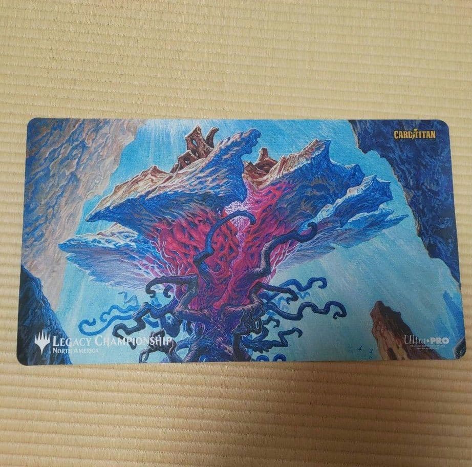 MTG 大会 ウルトラプロ 引き裂かれし永劫、エムラクール プレイマット
