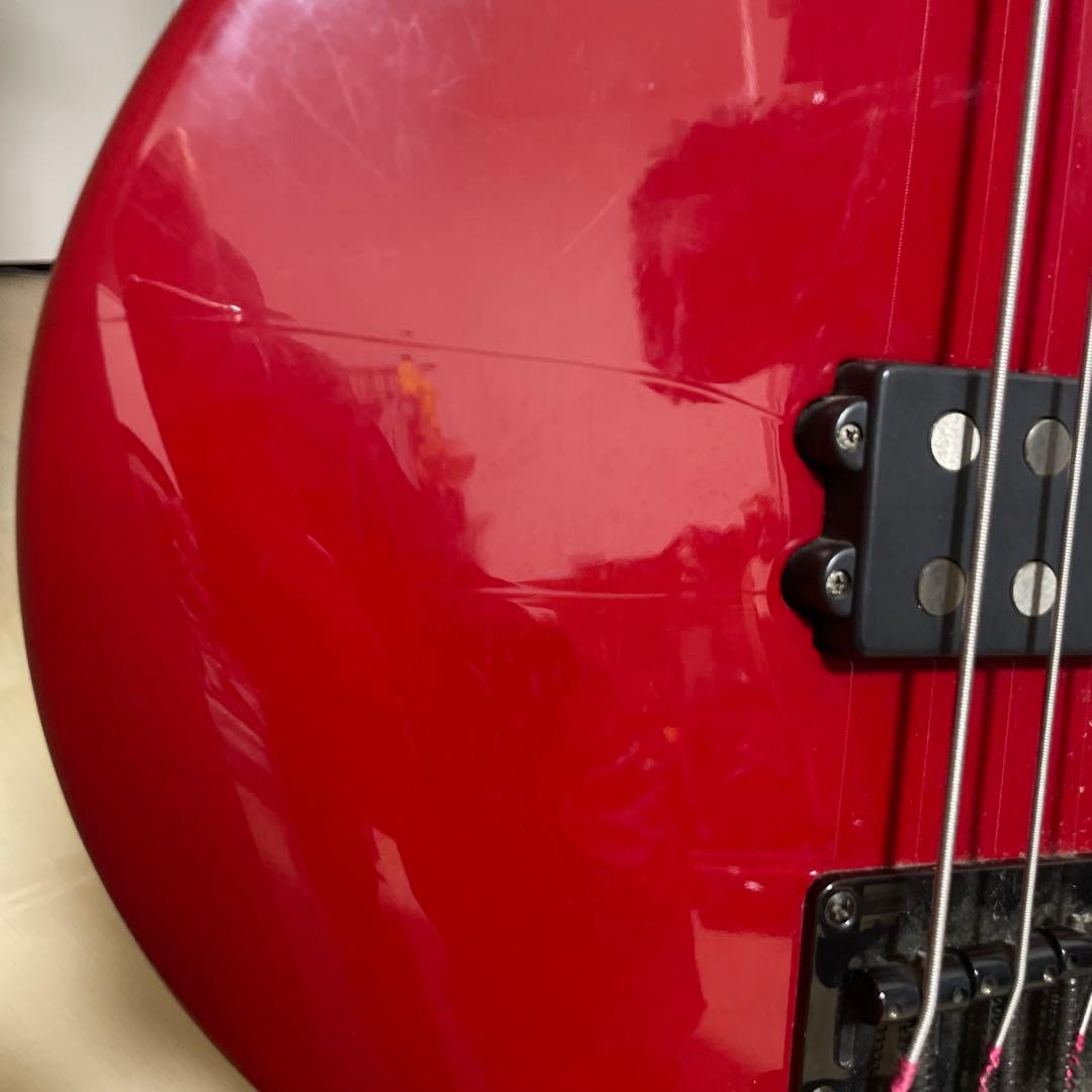 赤色 4弦エレキベース グラスルーツ