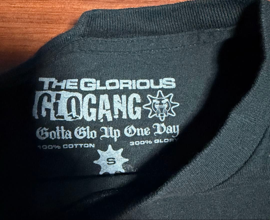 【ほぼ未使用品】GLOGANG Tシャツ　正規品 大晦日迄限定SALE‼️