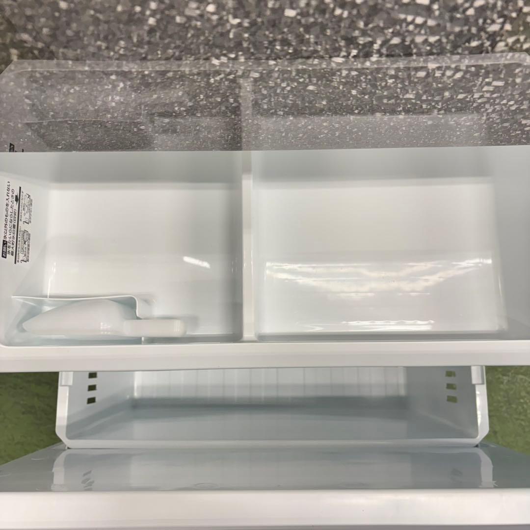 540東芝 024年製 大型冷蔵庫 ガラス割れあり 完動品　300L強　自動製氷