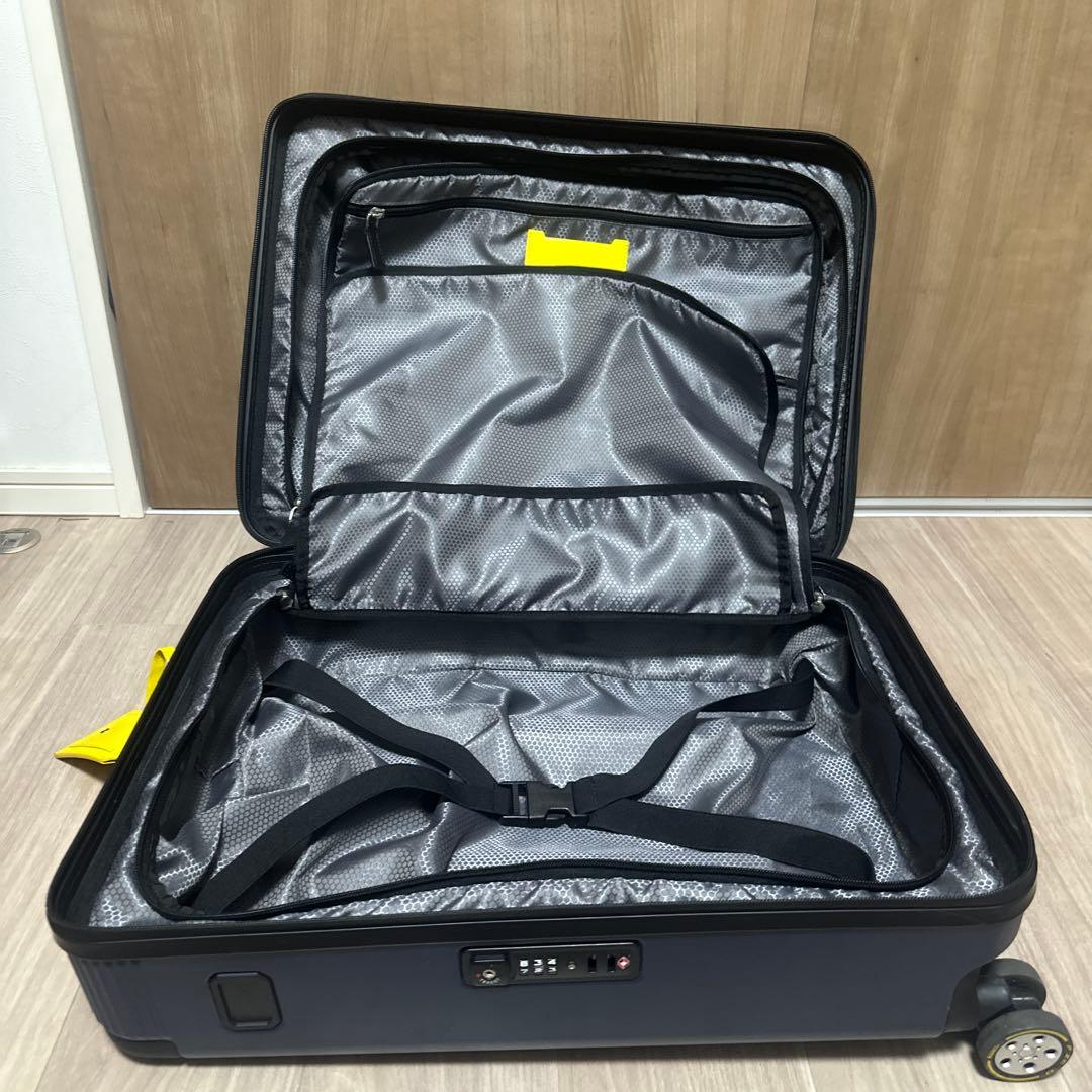 【限定】モンブラン　スーツケース　ピレリコラボ　37L