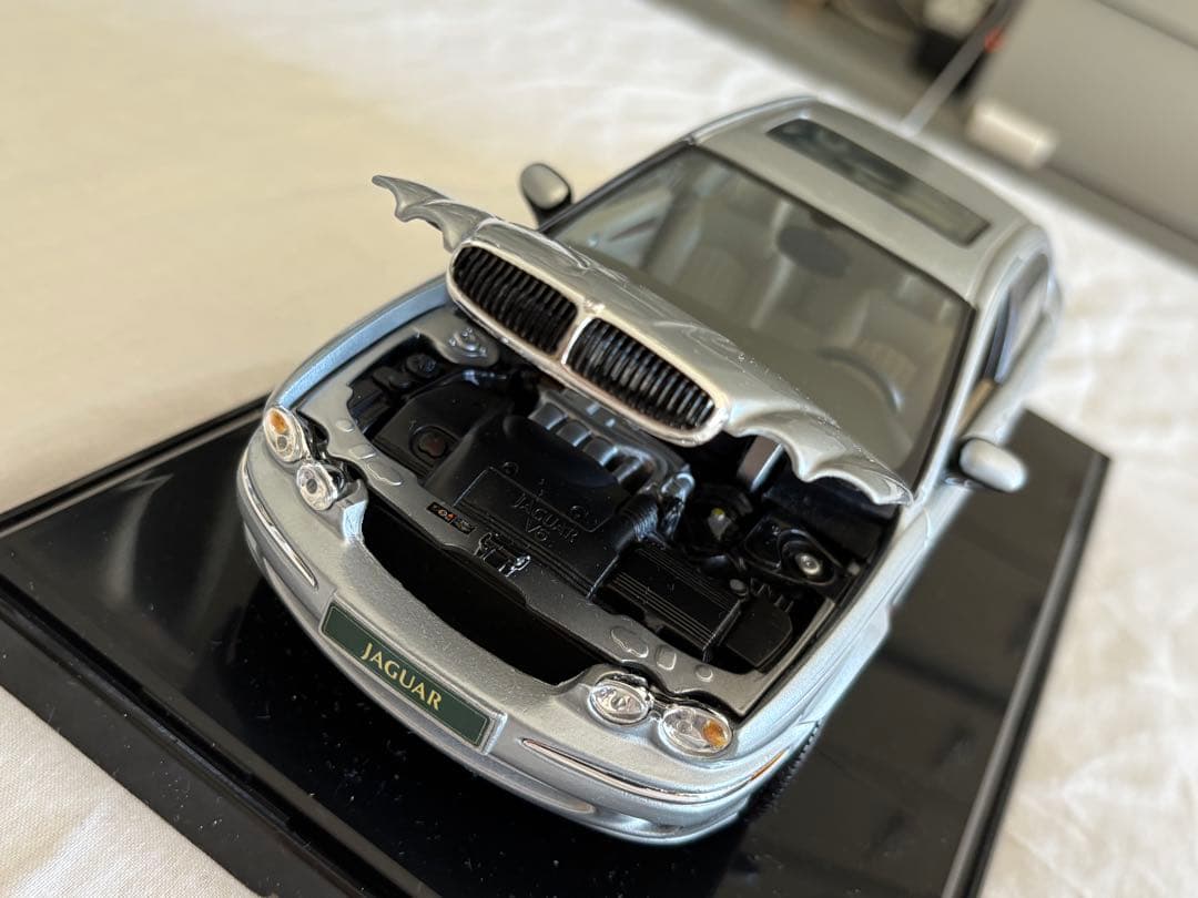 【希少】Maisto製 1/18 ジャガー X-TYPE 3.0 ミニカー