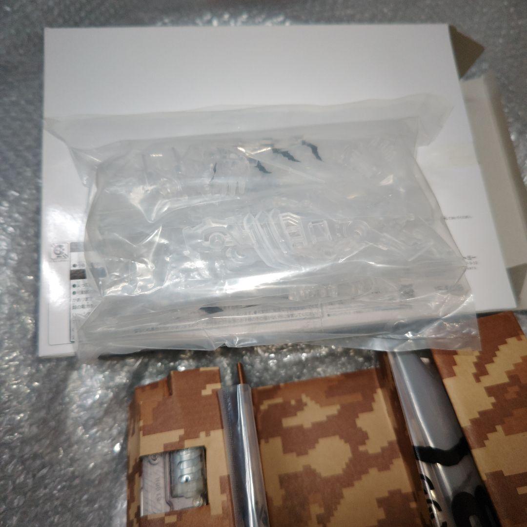 ゾイドワイルド　ワイルドライガー　クリスタル　バトルカードハンター　未組立