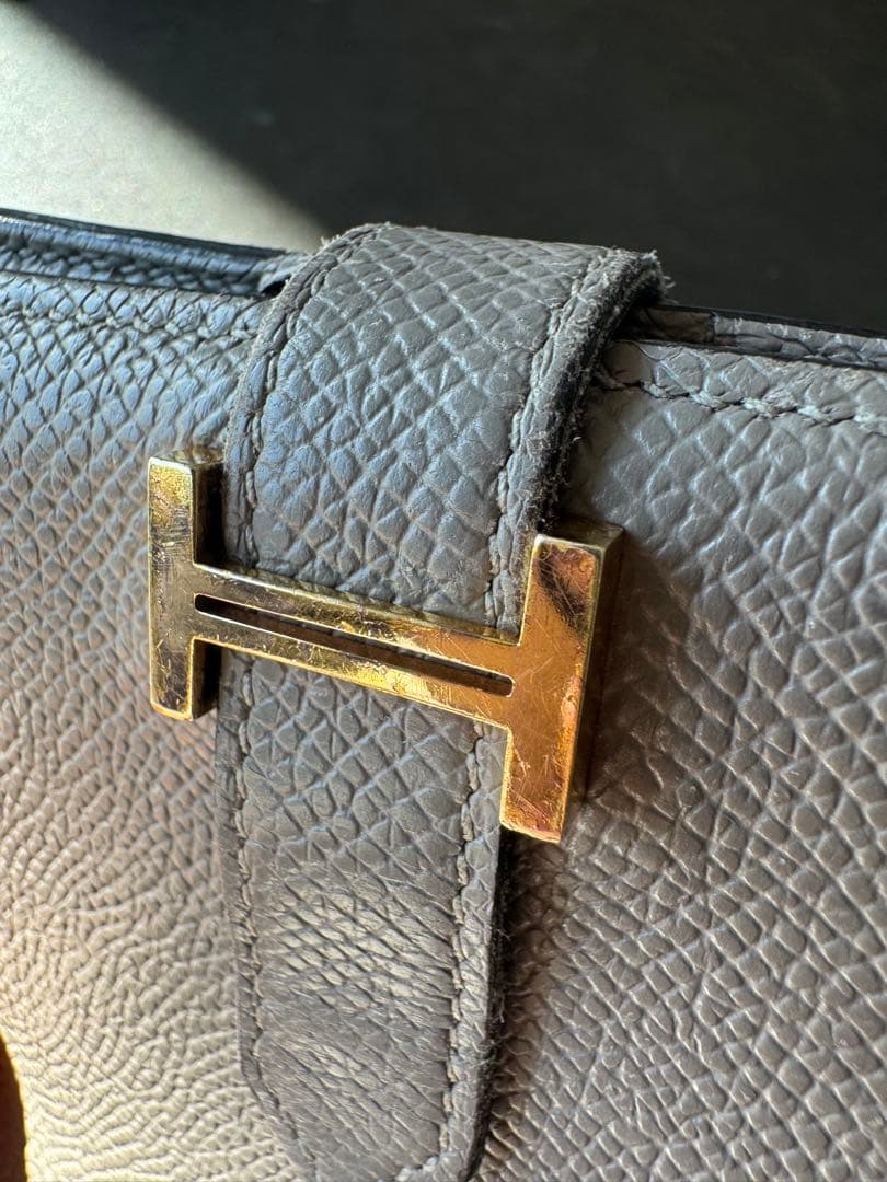 HERMES エルメス べアン コンパクト グリアスファルト ローズゴールド金具