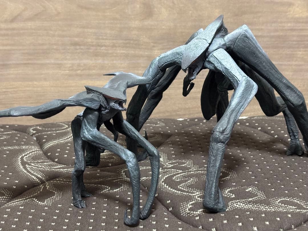 怪獣番外地 MUTO ゴジラ ソフビ バンダイ ムービーモンスターシリーズ