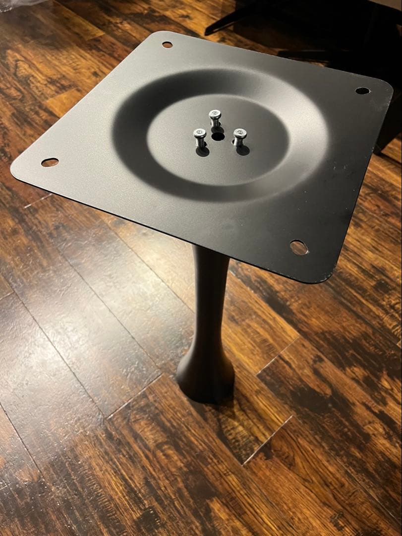 円形ダークブラウンテーブル 直径80cm