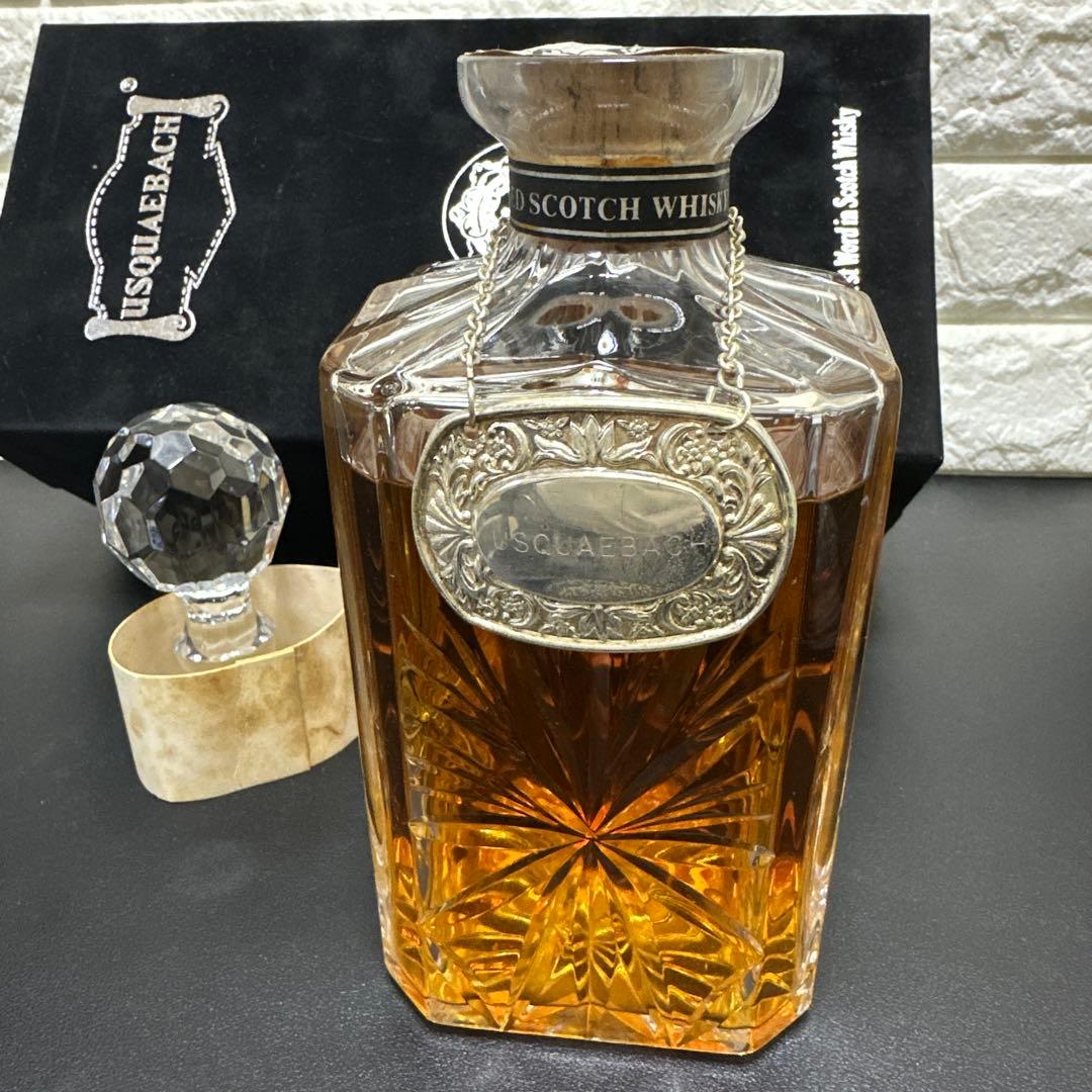 レア　未開栓　古酒 ウシュクベ クリスタル デキャンタ750ml43% 箱替栓付