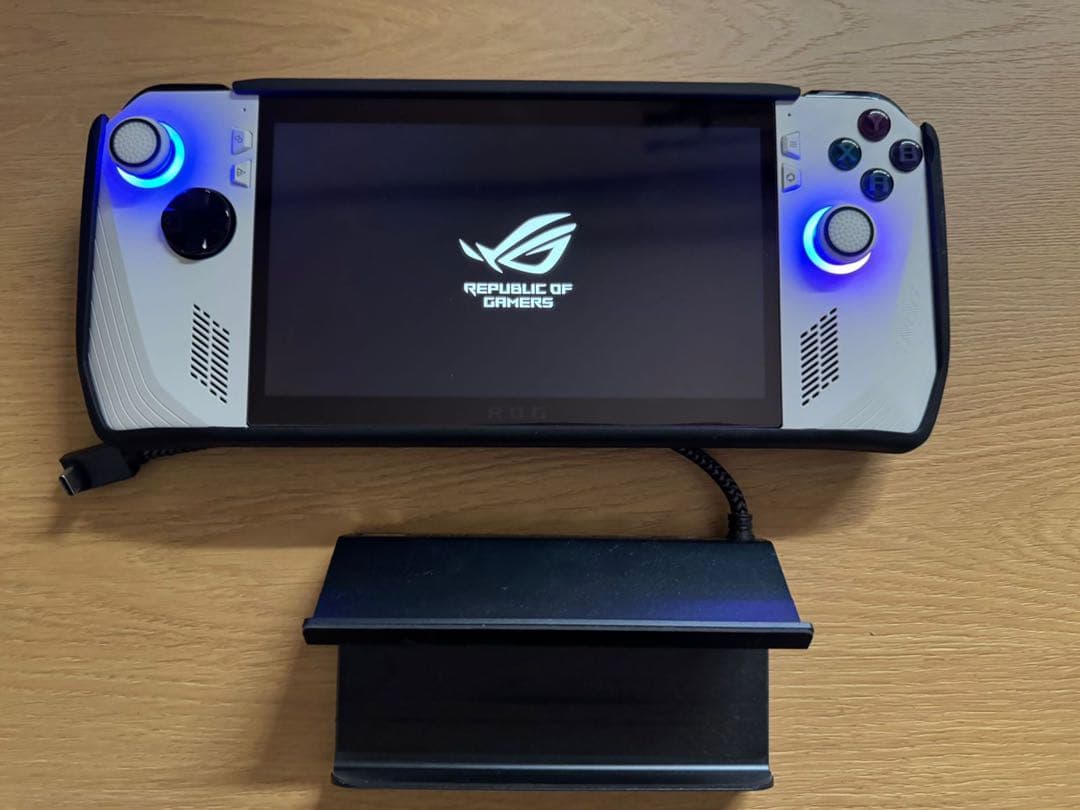 ふちこ【美品】ASUS ROG Ally（500GB）セット